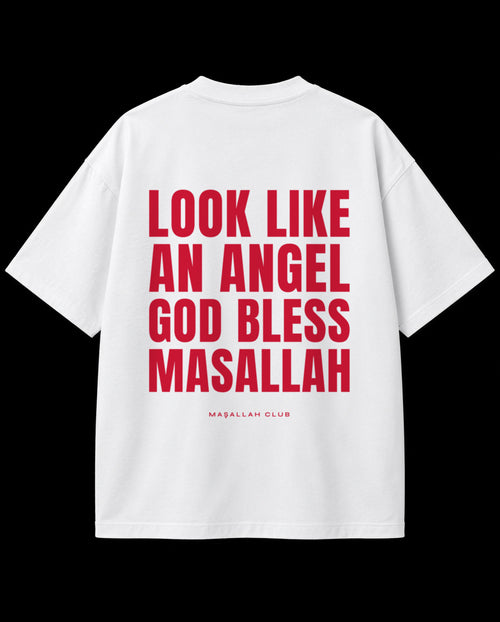 Maşallah Club Angel Tee beyaz oversize tişört, sırtta kırmızı LOOK LIKE AN ANGEL GOD BLESS MASALLAH baskısı